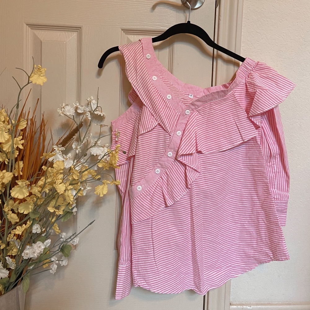 She-In ruffle one shoulder blouse